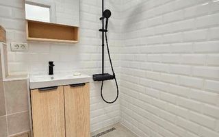 Apartament 2 camere. Decomandat. Cu Parcare.  La 5 min metrou Aparatorii Patriei - Poză 6