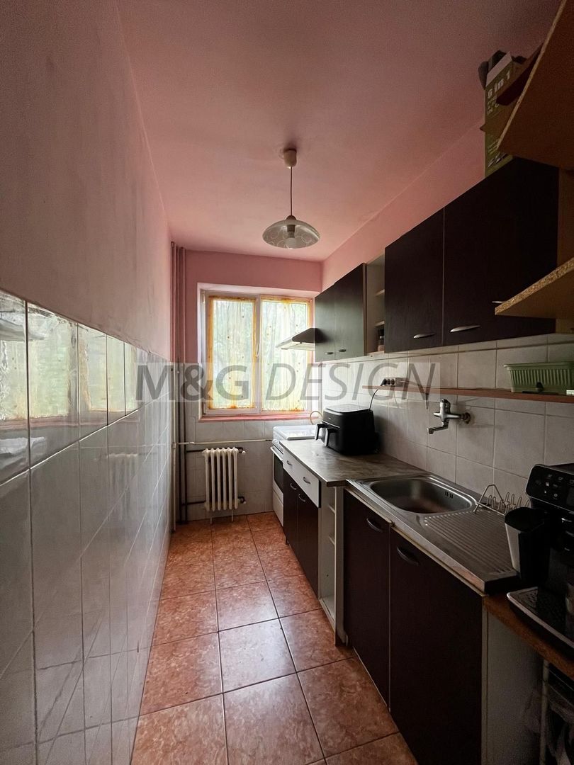 Apartament cu 3 camere Dacia - Poză 3