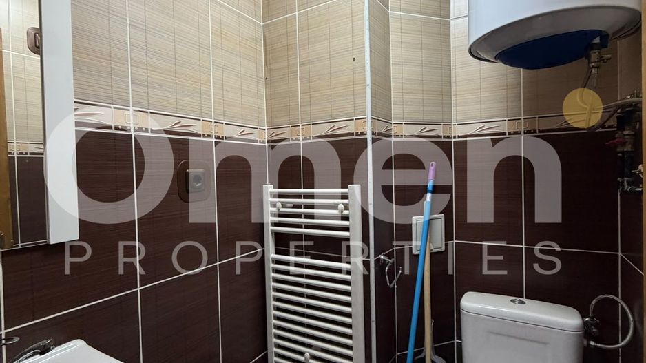 Apartament cu 3 camere | pe 2 niveluri | cu garaj | zona centrala | sat Arinis - Poză 10