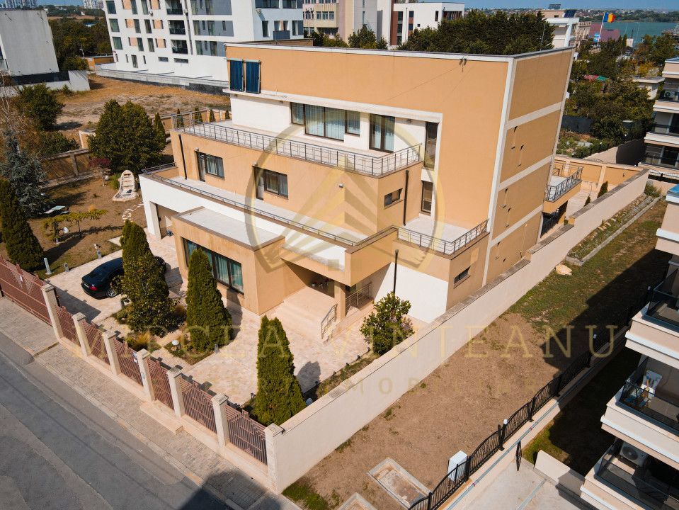 Campus Universitar - Vila spectaculoasa P+2E cu teren 1596 mp - Poză 1