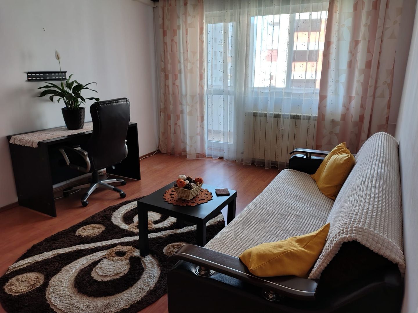 De Închiriat Apartament 2 camere, Obor,complet mobilat/utilat, boiler, AC - Poză 1