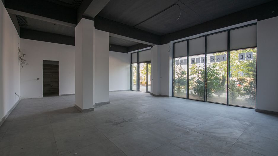 Spatiu comercial de inchiriat 86mp cu vitrina Militari - Poză 10