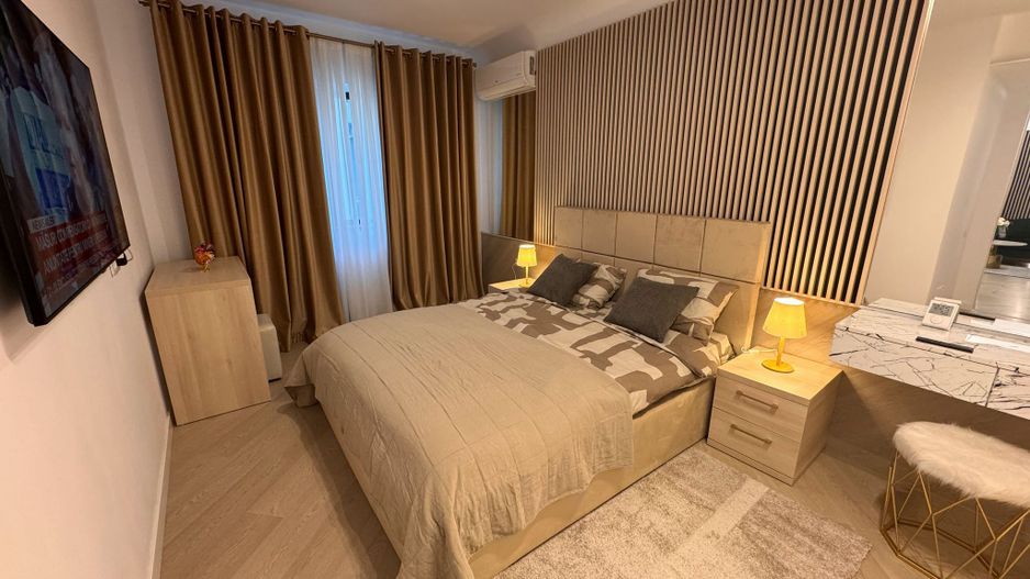 INCHIRIERE 3 CAMERE I CORTINA NORTH - Poză 8