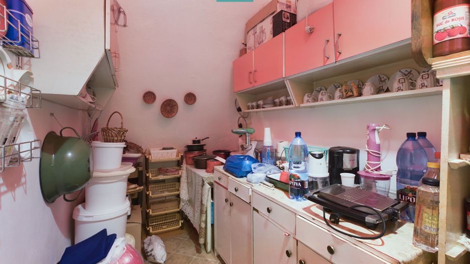 Apartament la casă cu 2 camere zona Boul Roșu - Poză 9