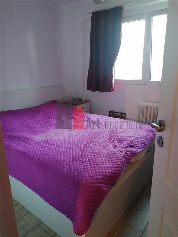 Apartamaent cochet 2 camere - Poză 2