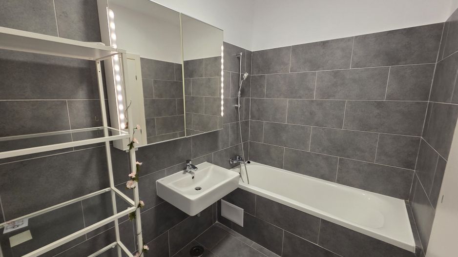 Apartament 3 camere l 81mp l 2 parcari incluse l 195.000euro - Poză 18