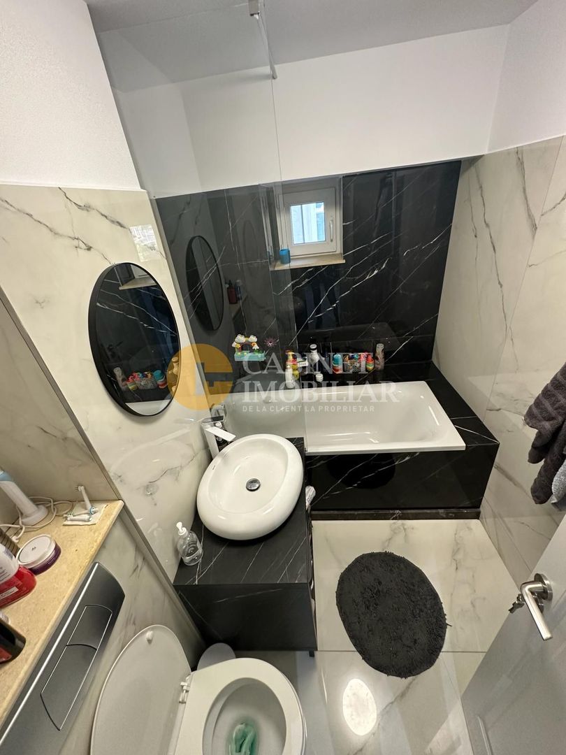 Nicolina -Apartament 4 Camere Decomandat  Bloc 1986 - Poză 3