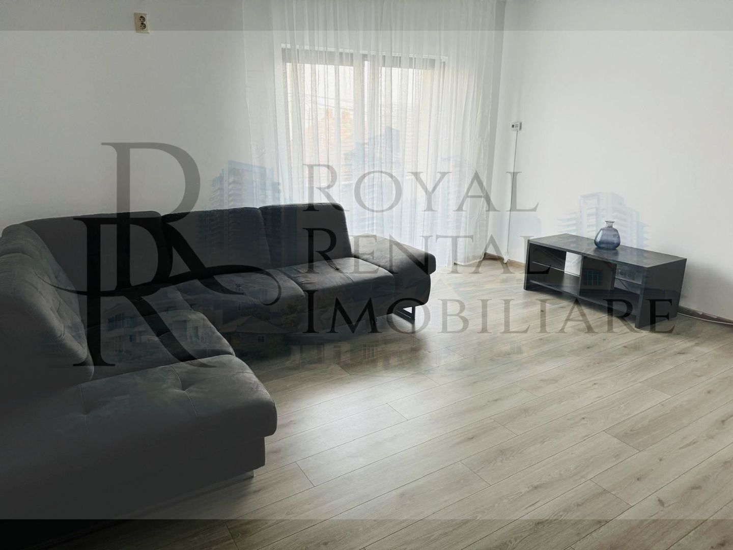 2 Camere Spațios, 60 mp, Modern, Garaj Propriu, Lift, Etaj 1 - Poză 2