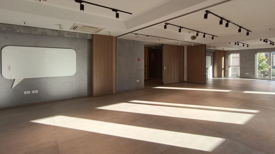 Inchiriem spatiu comercial 202 mp zona Coresi - Poză 9