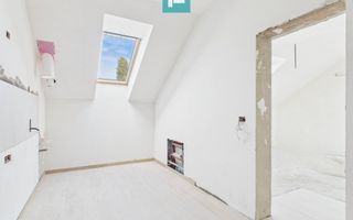 Apartament 54 mp spațios la mansardă în Freidorf - Poză 8