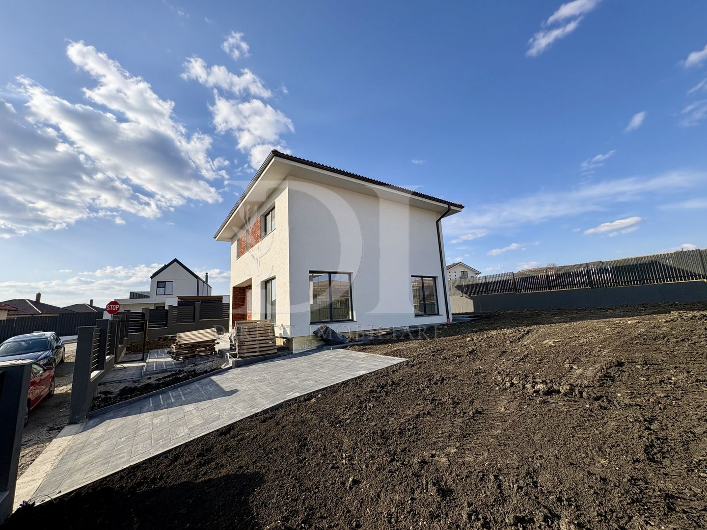 Casa cu 4 camere -Chinteni Cluj - Poză 3