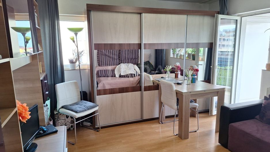 Vanzare apartament cu 1 camera in Zorilor. - Poză 1