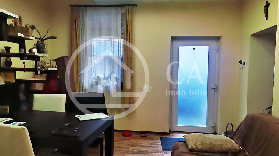 Apartament cu 3 camere la curte comuna de vanzare Ultracentral, Oradea - Poză 9