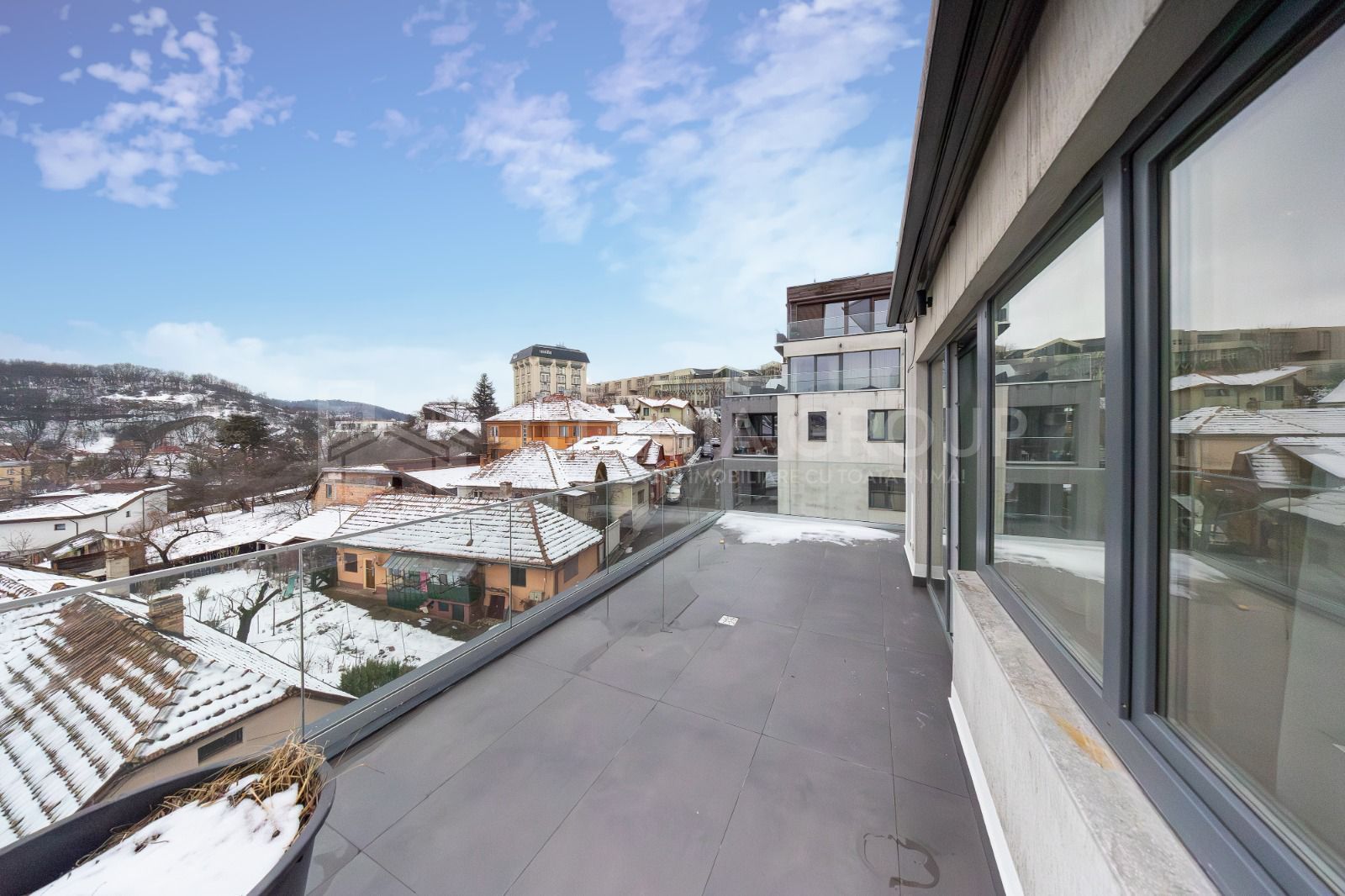 STUDIO DE VÂNZARE – DEALUL MORII RESIDENCE + LOC DE PARCARE SI BOXA - Poză 12