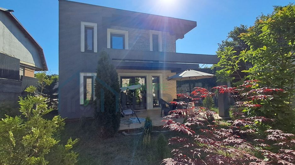 Casă 2020, zonă centrală, Tg Cucu – Pod de Fier, strada Hotin, 450 mp teren - Poză 2
