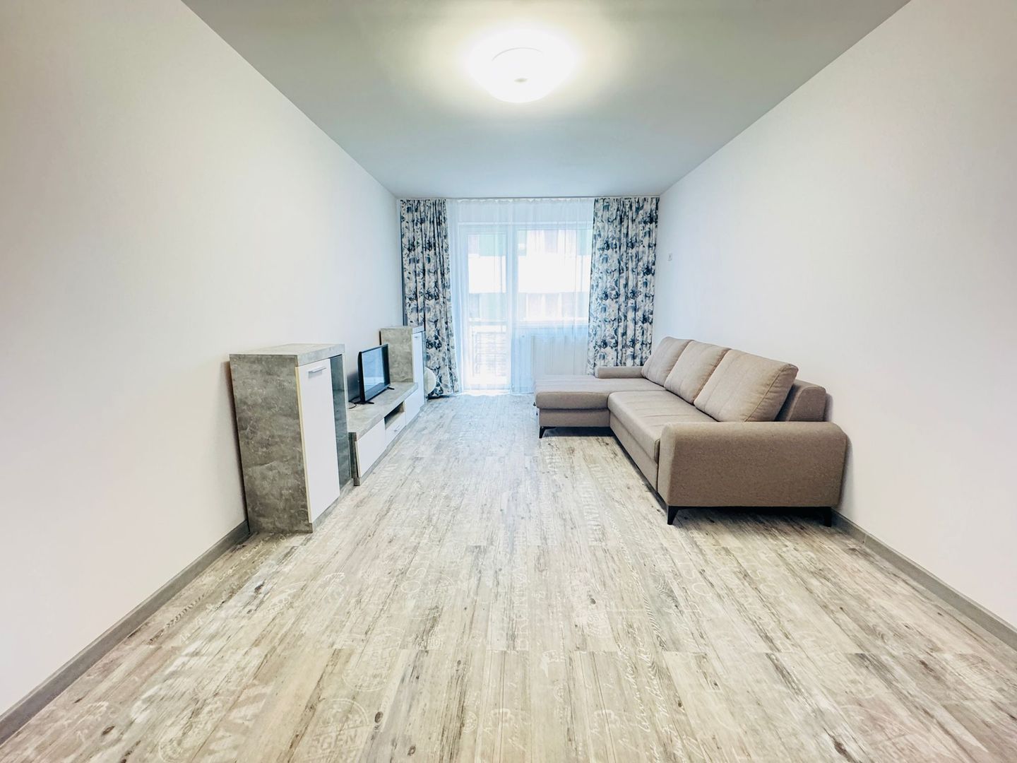 Metrou Berceni -Biruintei 2 camere 64mp plus curte 100mp - Poză 2