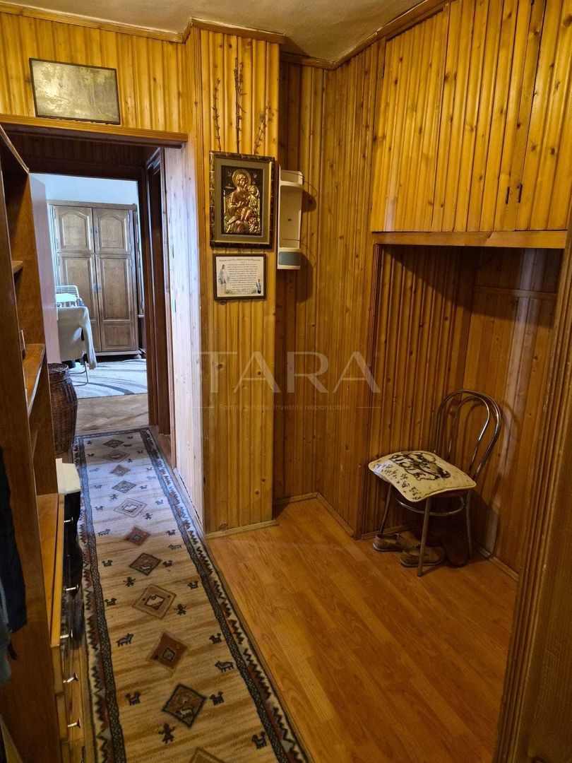 Apartament 3 camere decomandate, zona Minerva, etaj intermediar. - Poză 7