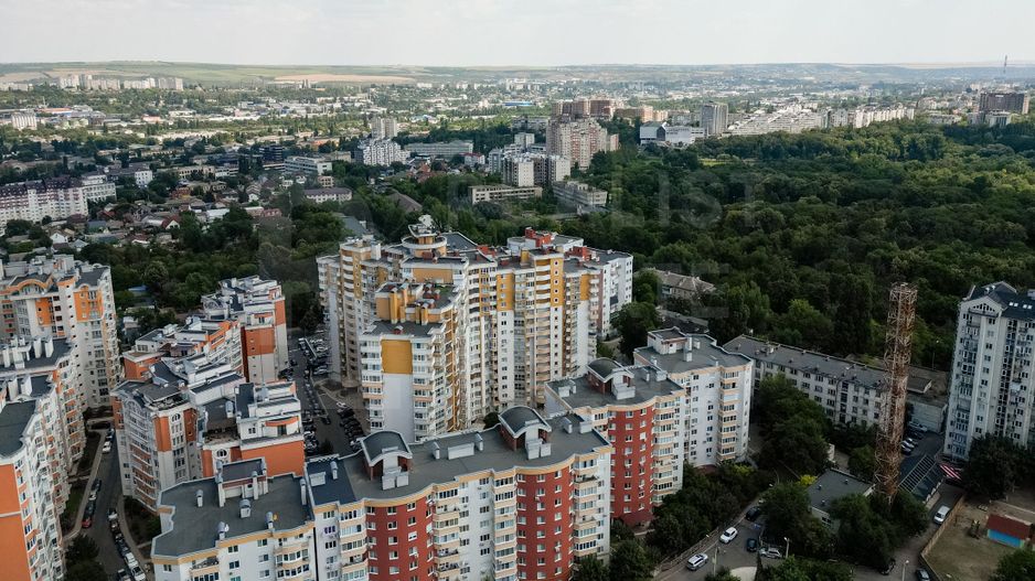 Vânzare, apartament, 3 camere, str. Valea Trandafirilor, Centru - Poză 3