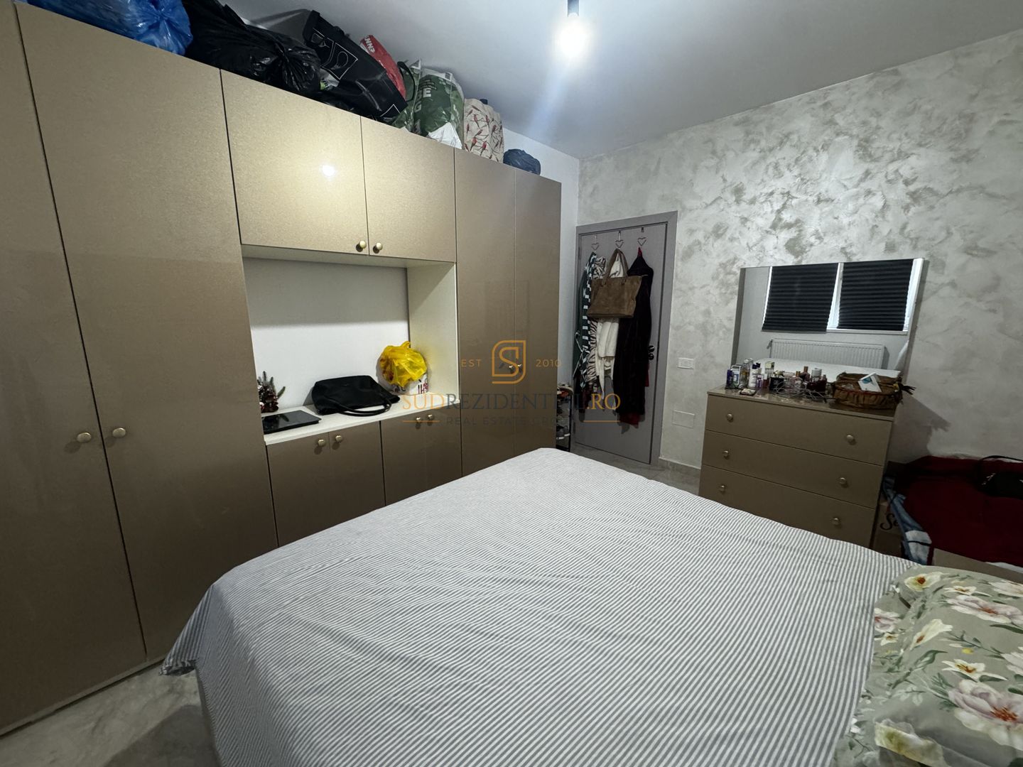 APARTAMENT PREMIUM 3 CAMERE | 74 MP | CURTE PROPRIE 61 MP | MOBILAT - Poză 2