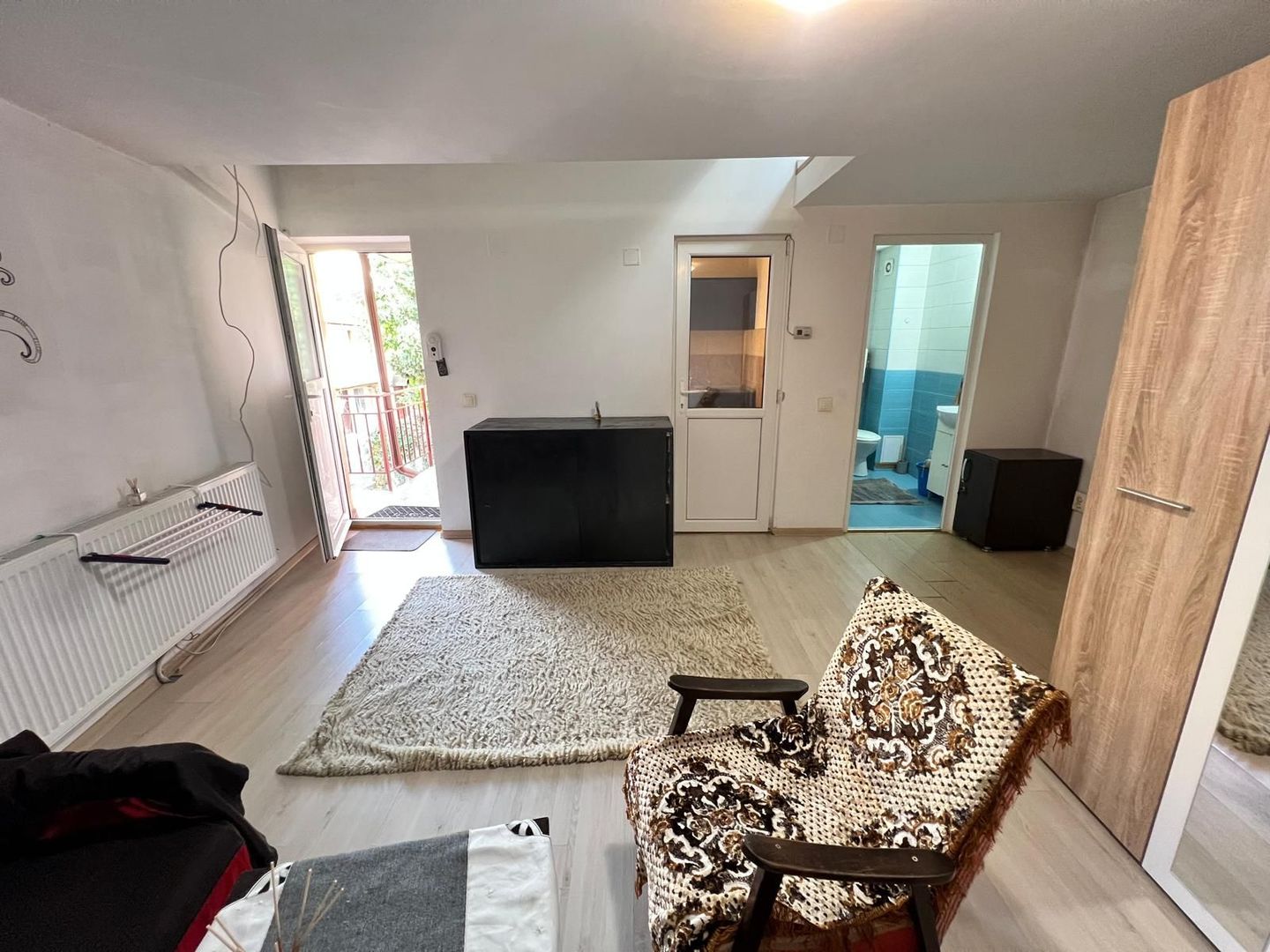 Apartament cu 2 Camere dispus pe 2 nivele | 41 mp | Central | Piața Abator - Poză 3