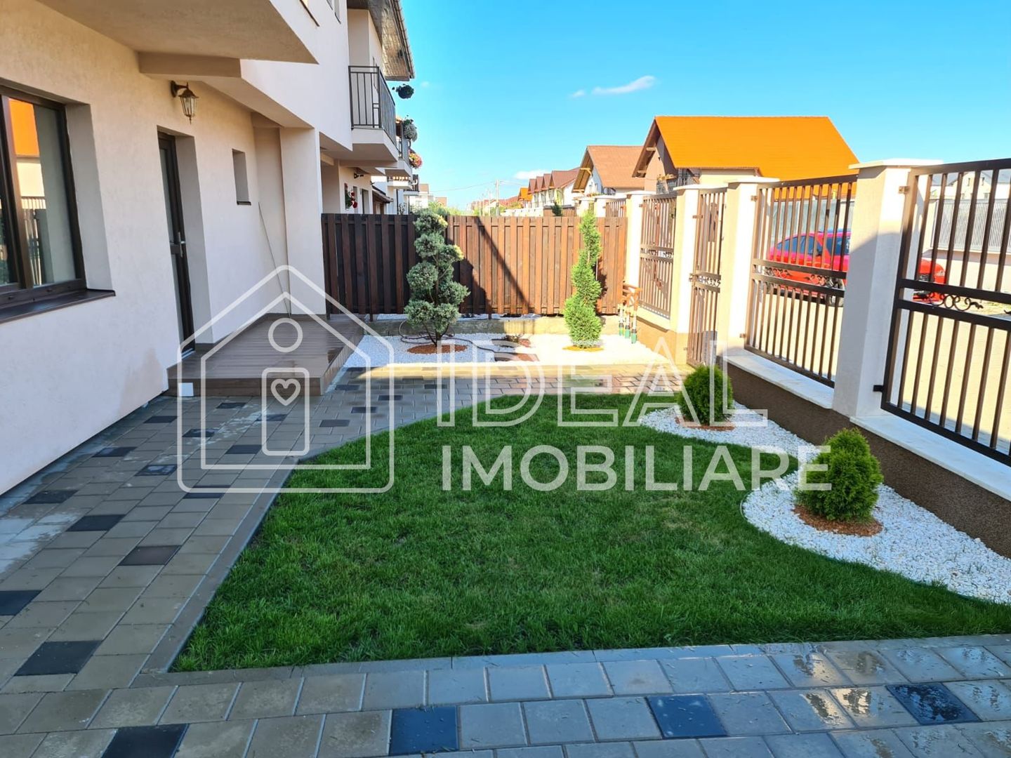 Casa de LUX cu 4 camere si gradina, in Cartierul Arhitectilor - Poză 2