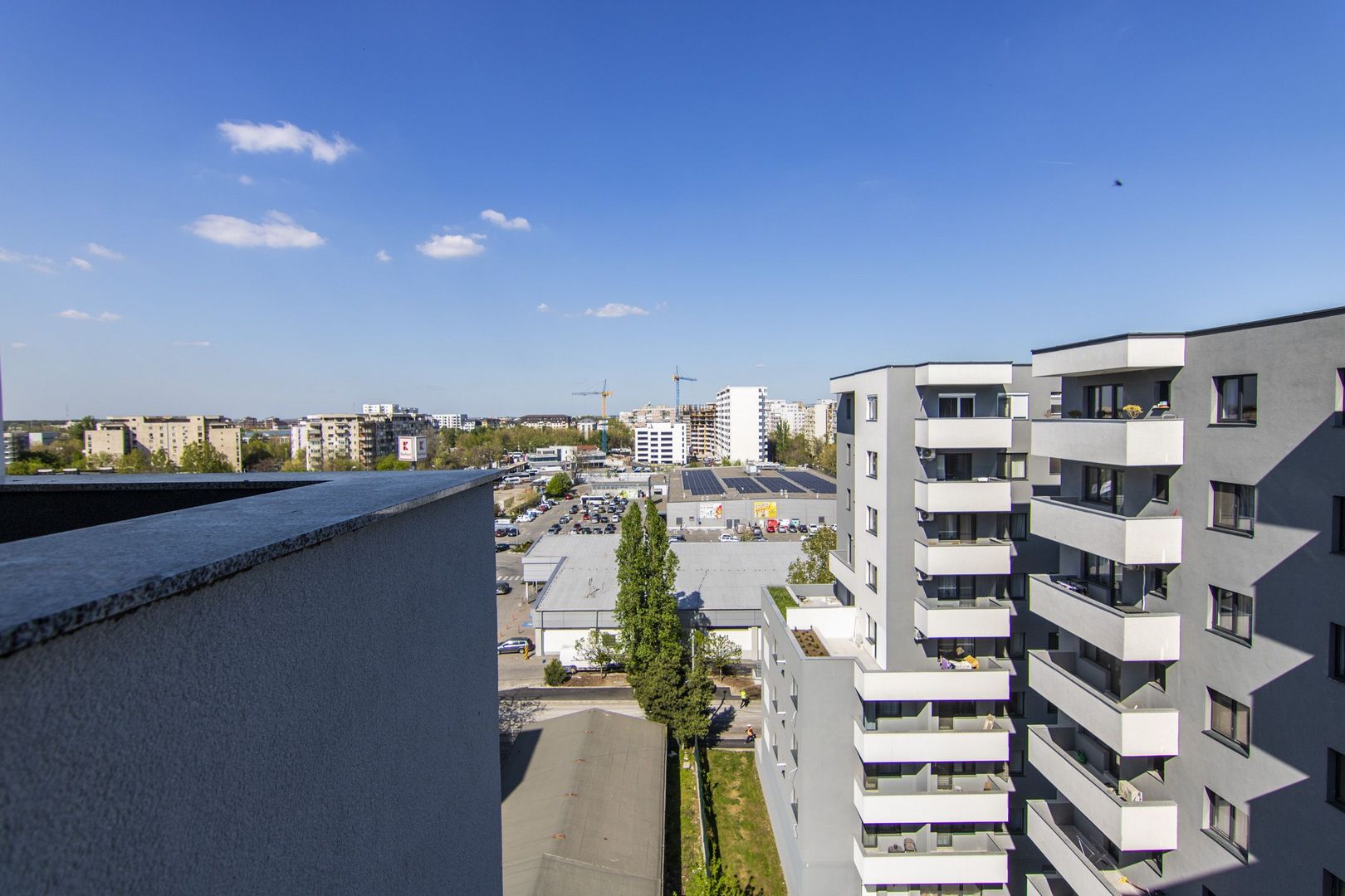 Apartament cu 2 Camere | 150 mp Curte Amenajata | la 5 minute de Metrou Pacii - Poză 17