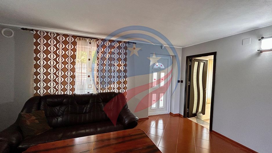 Vila cu 6camere de vanzare in Carcea/Dolj - Poză 12