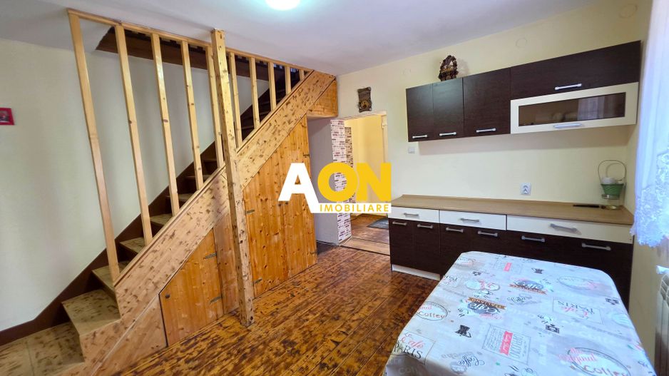 Casa 4 camere + anexe, 636 mp teren, la asfalt, Vințu de Jos - Poză 14