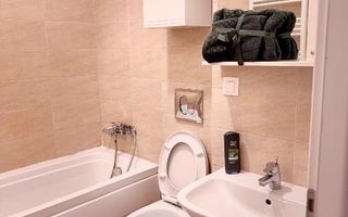 Apartament de închiriat GwiTown - Poză 4