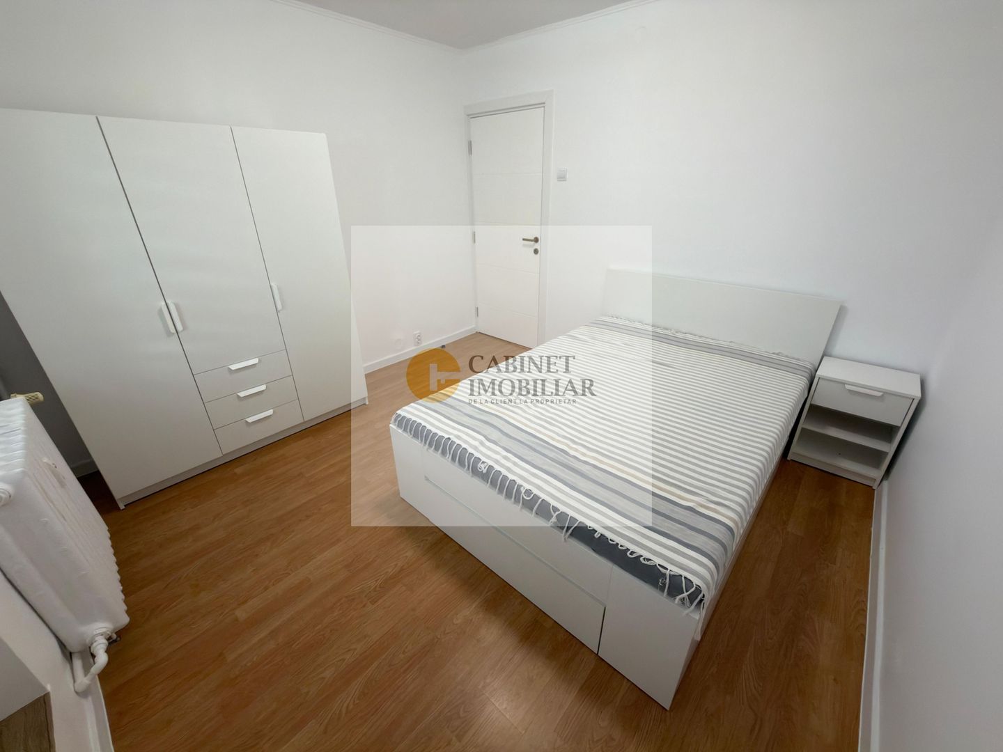 3 Camere - 64MP | Decomandat | 2 Bai | 1981 | Uverturii - Poză 1