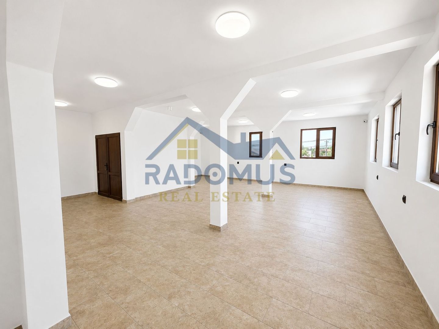 Spațiu Comercial + Afacere la Cheie | Construcție 2019 | 340 mp - Poză 11