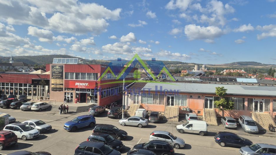 🏠 De vânzare–cameră de cămin în zona Piața Mare, Hunedoara, CM 6, et2 - Poză 2