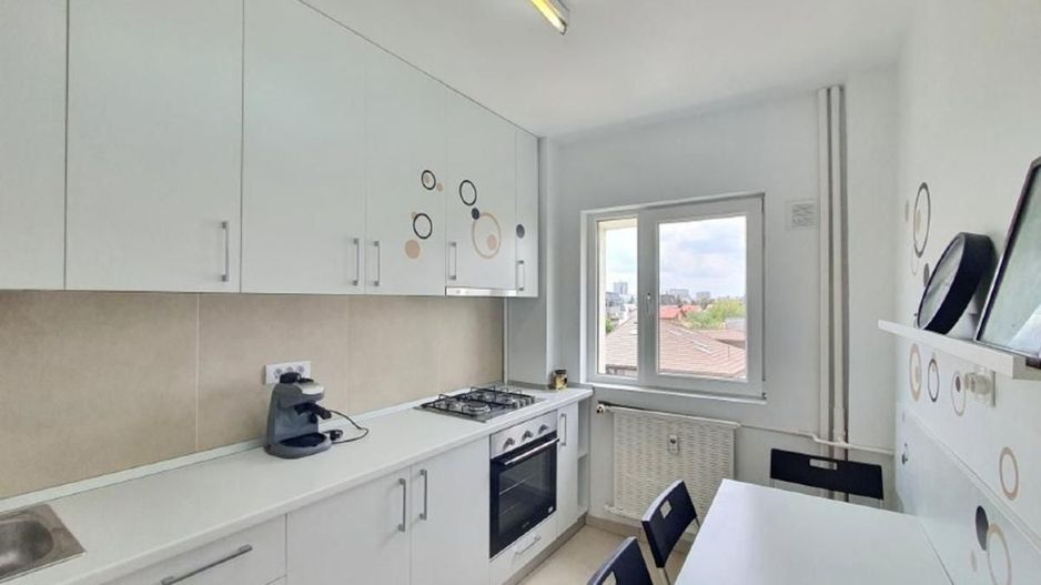 Apartament luminos cu doua camere decomandat, Turda - Poză 9