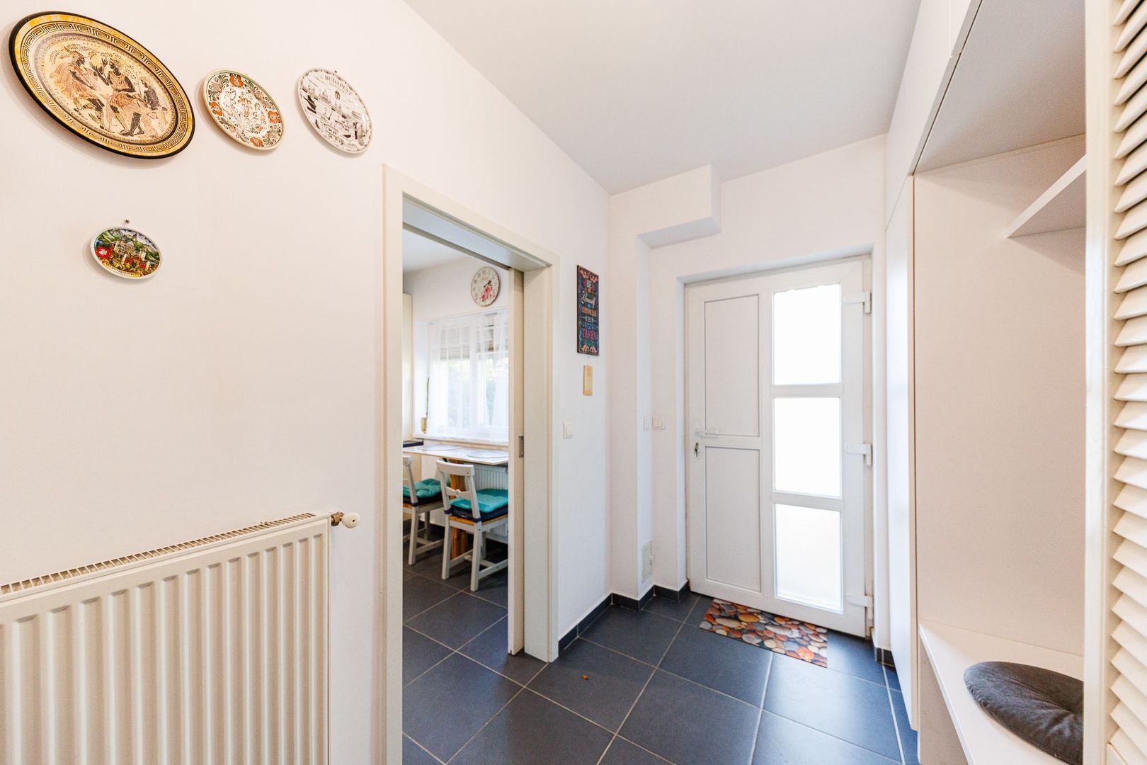 Casă primitoare și cochetă în Dumbrăvița – langa pădure și lac | Com 0 - Poză 36