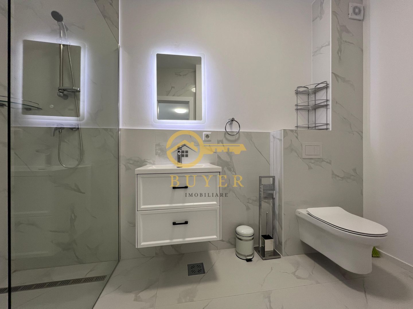 Apartament cu 2 cam si balcon complet mobilat si utilat- lift si boxa - Poză 7