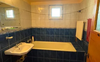 Apartament 3 camere decomandat -10 minute de metrou Aparatorii Patriei - Poză 12