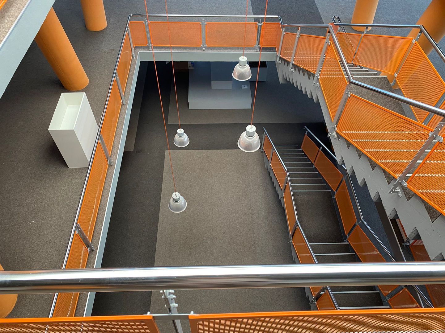 SPATIU COMERCIAL 1600 MP I PARCARE 900 MP I ZONA OTOPENI  TUNARI - Poză 9