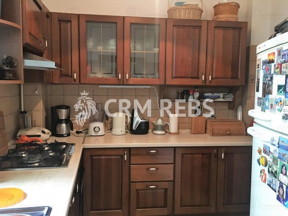 Vila - 6 camere - Victoriei - Poză 3