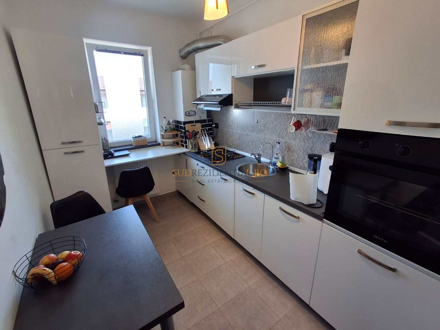 Apartament 2 camere + parcare, mobilat si utilat, metrou Berceni - Poză 4