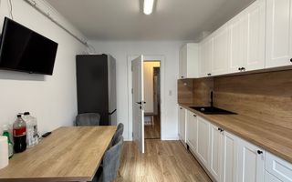 Apartament 3 camere decomandat, etaj 1,  zona centrală - Poză 6