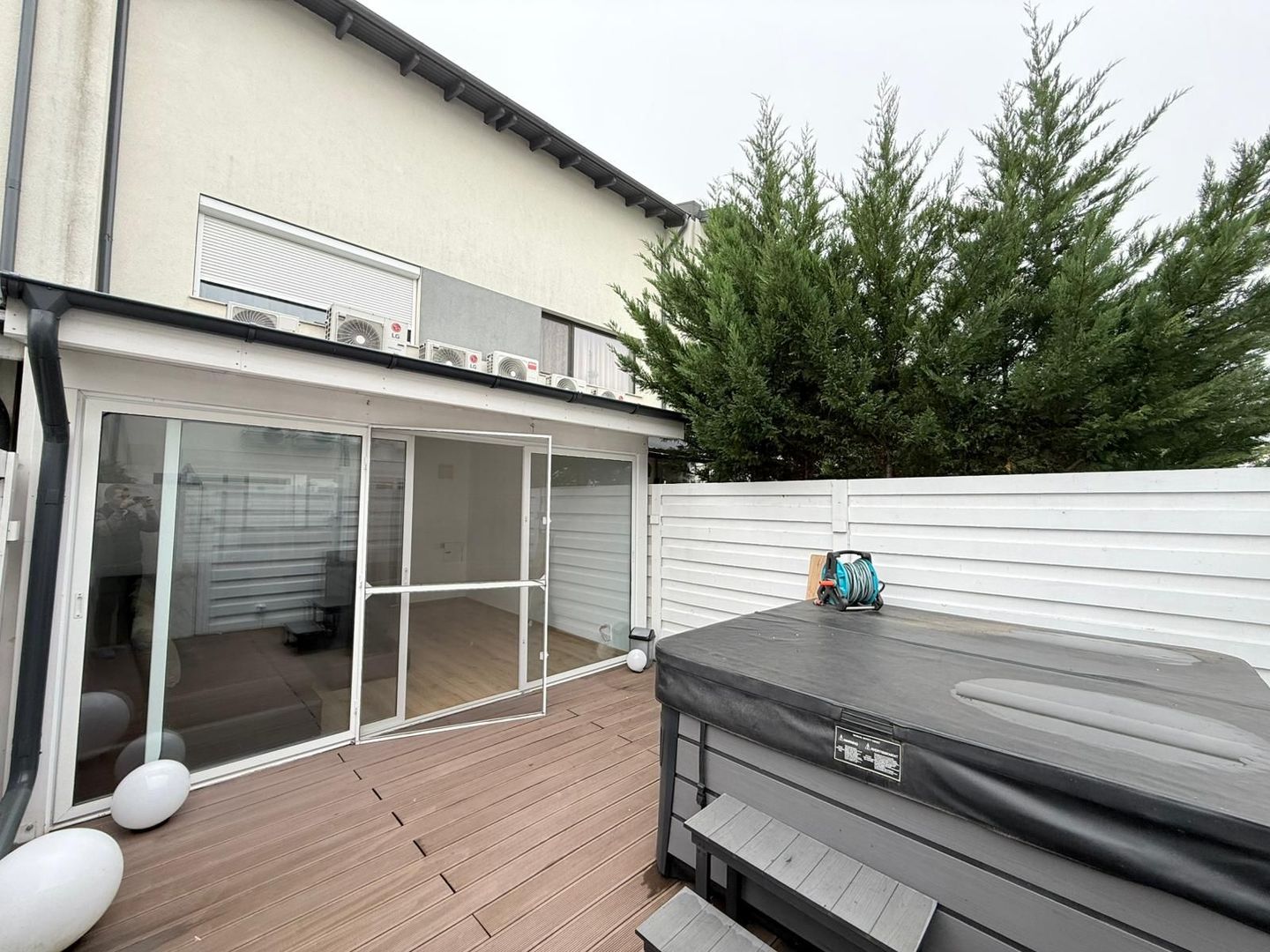 VILA 5 CAMERE,  2 LOCURI DE PARCARE -NEW POINT VILLAGE - Poză 28