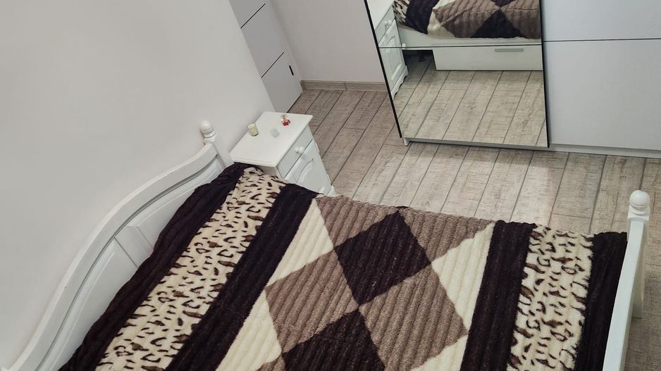 Apartament 3 camere la etaj intermediar, Zona Calea Surii Mici - Poză 5