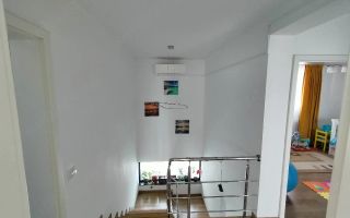 PF vand casa tip duplex la Capat lac Rediu - Poză 6