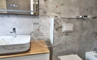 Casa de vanzare cu 4 camere si piscina in Cihei, Bihor - Poză 12