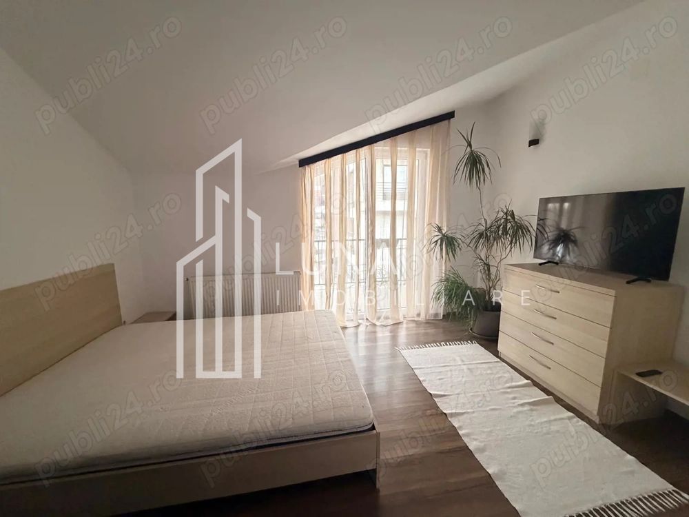 Casă înșiruită de închiriat | Tractorul | Grădină & Parcare privată - Poză 1