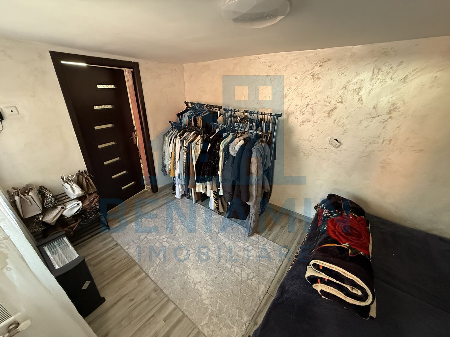 Casa-Craiovita Noua-Toporasi-Locuibila-Toate utilitatile-Libera - Poză 3