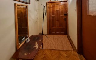 Apartament cu trei camere, zona Racadau 73 mp - Poză 2