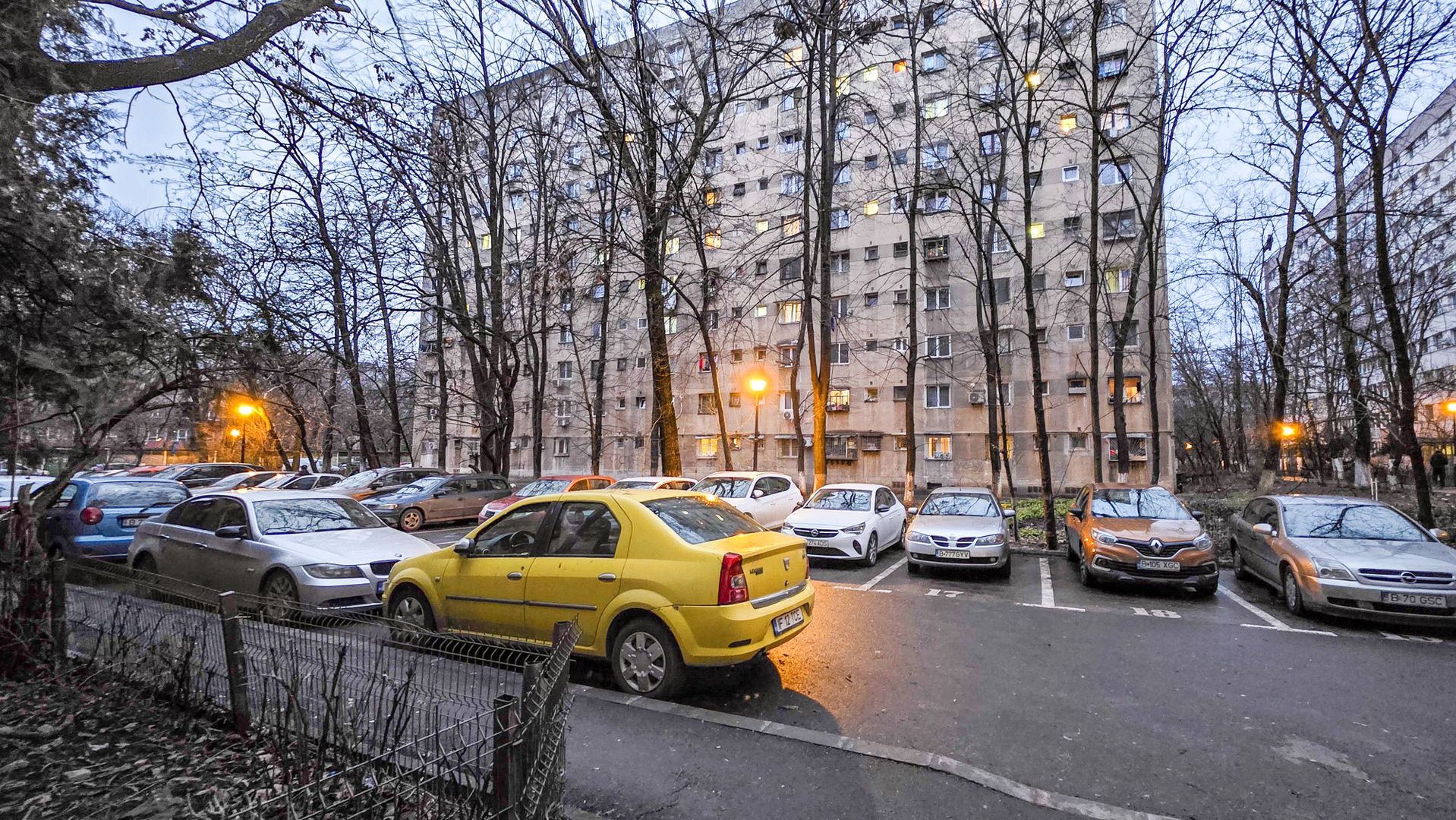 Garsonieră de vânzare - Drumul Taberei - Crinul de Padure nr.5 - Poză 12