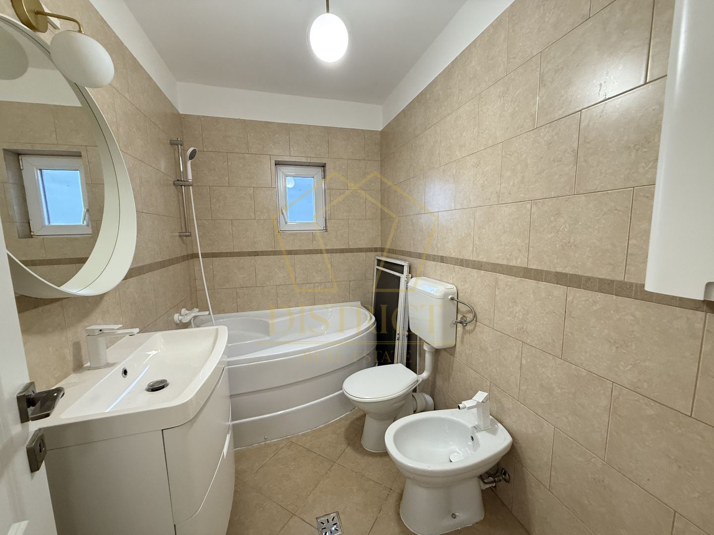 Apartament cu 2 camere renovat complet  |  Dambovita - Poză 8