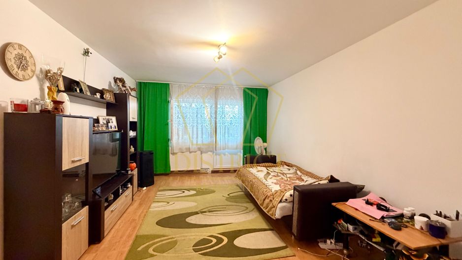 Apartament decomandat cu 4 camere, etaj 1 | Lipovei - Poză 1